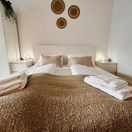 Apartment Near Schoenbrunn *