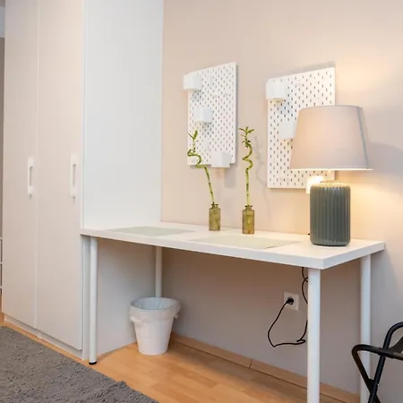 Zimmer 1230 Homestay szállás *