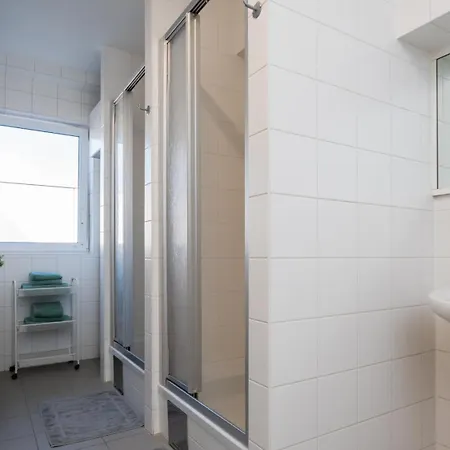 Zimmer 1230 Homestay szállás *