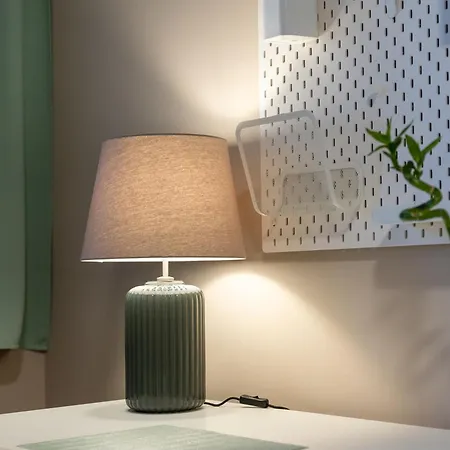 Zimmer 1230 * Bécs