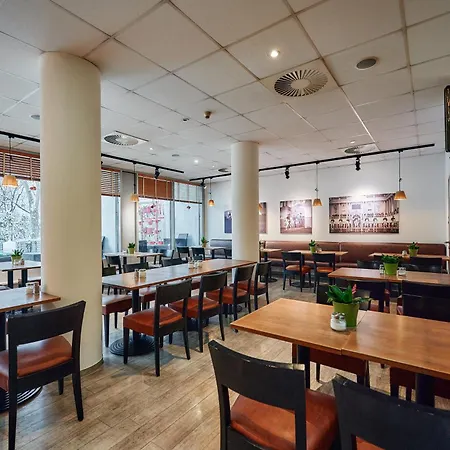 Ibis Отель 3*