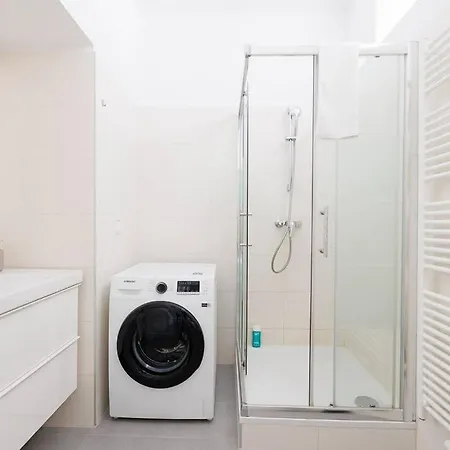 Modern - Netflix 2 Bedroom * Vienna