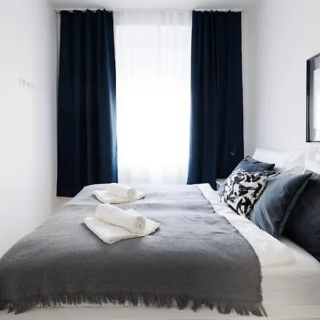 Modern - Netflix 2 Bedroom Vienna