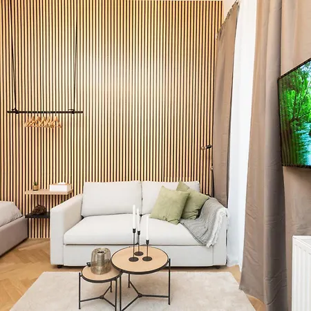 Charming Retreat Walking Distance From Town Centre * Vienna