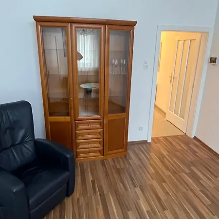Elegant Viennese Apt 15 Min To Center *