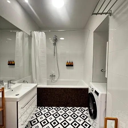 Luxury 3 Bedroom Near Schoenbrunn Palace * Wien