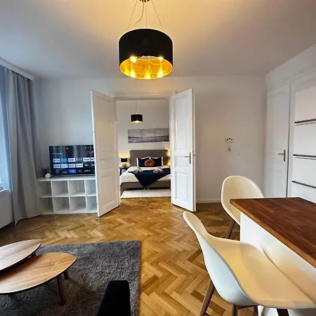 Luxury 3 Bedroom Near Schoenbrunn Palace Wien