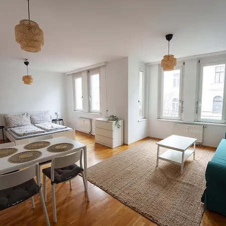 Apartment Living - Lerchenfelder Straße *
