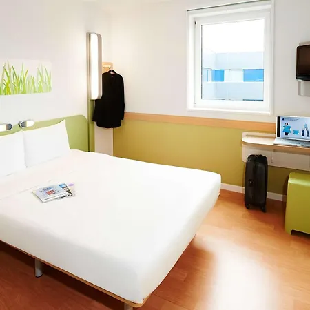 Ibis Budget Messe Hotel 2*