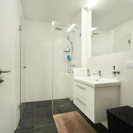 Flarent Apartments-wg *