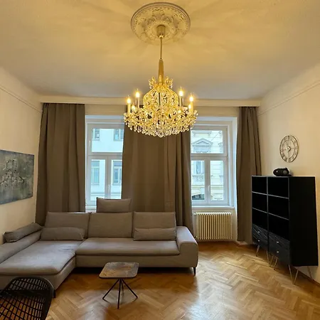 Atelier Lomani Apartment Vienna