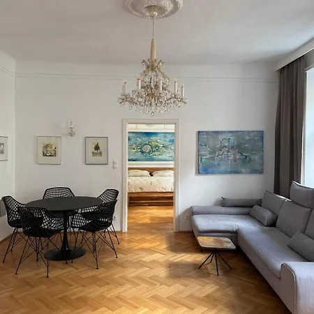 Atelier Lomani Apartment *