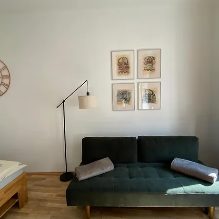Apartment Atelier Lomani