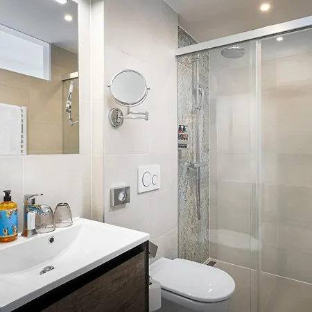 Elaya Center Hotel 4*