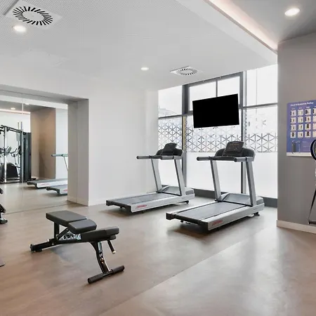 By Marriott East Aparthotel 4*