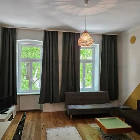 Imperial Flats Apartment *