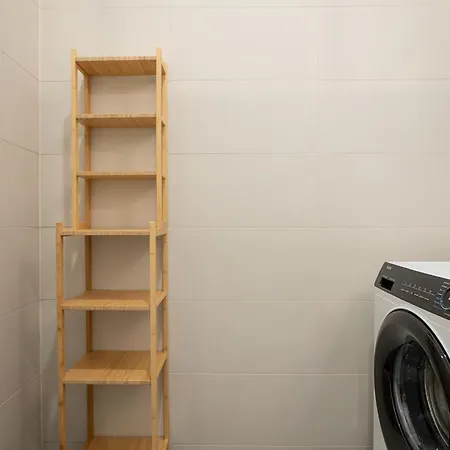 Spacious 110м2 Flat In The Center Apartamento Viena