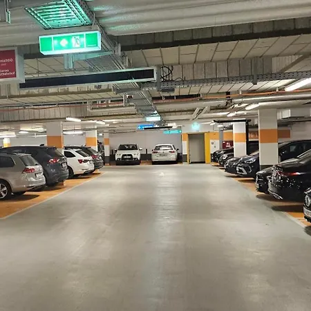 Leonardo Hauptbahnhof