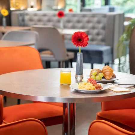 Leonardo Hauptbahnhof Hotel 4*