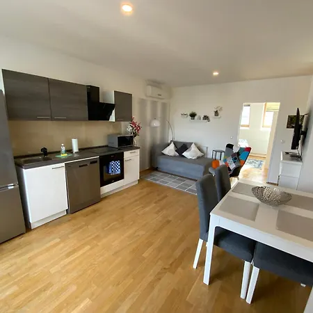 Apartment Stadtparadies L Dg5'14 *