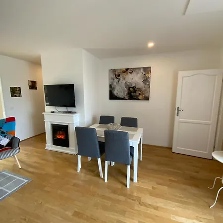 Apartment Stadtparadies L Dg5'14 *