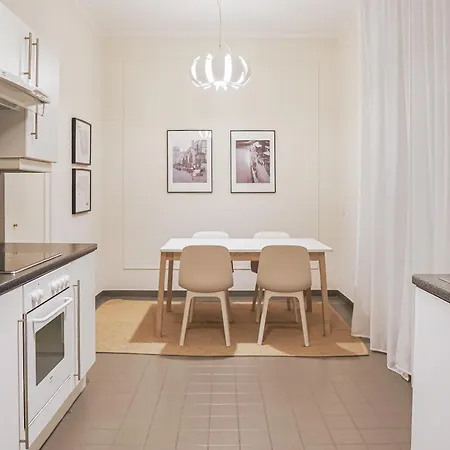 Heymi Stephansdom Apartmán *