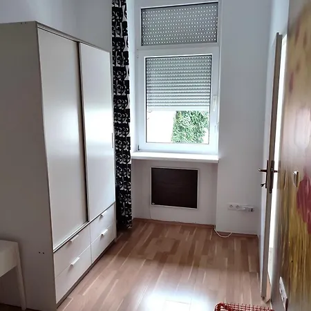 Daire & Near Reumannplatz *