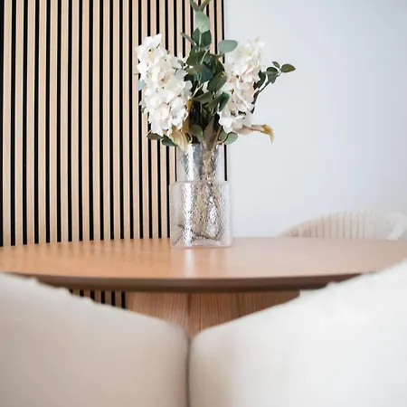 Stylish - 3 Min To U1 Kagraner Platz Apartment Vienna