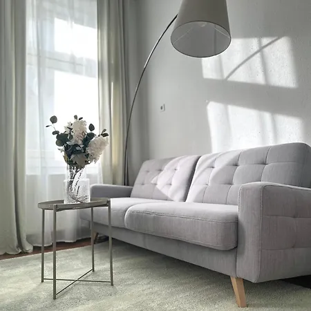 Spacious Apartment, 3 Min To U1 Reumannplatz * Wiedeń