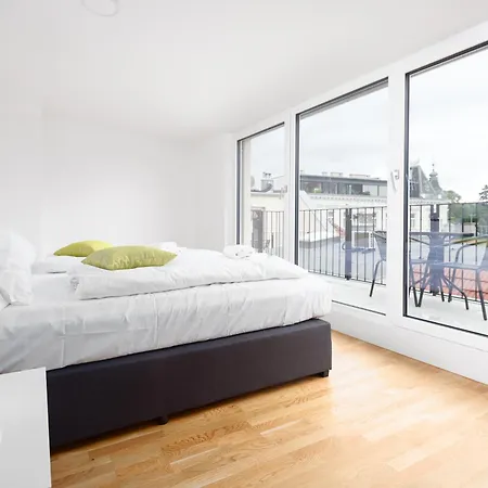 Next To Schoenbrunnpalace Close To Public Transport - Myschoenbrunn Apartment