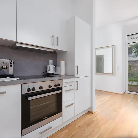 Next To Schoenbrunnpalace Close To Public Transport - Myschoenbrunn Apartment *