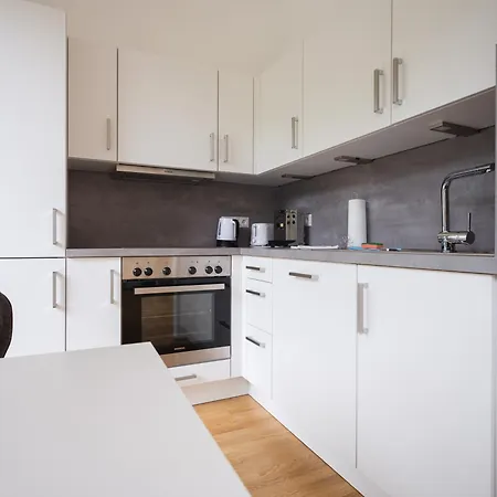 Next To Schoenbrunnpalace Close To Public Transport - Myschoenbrunn Apartment *