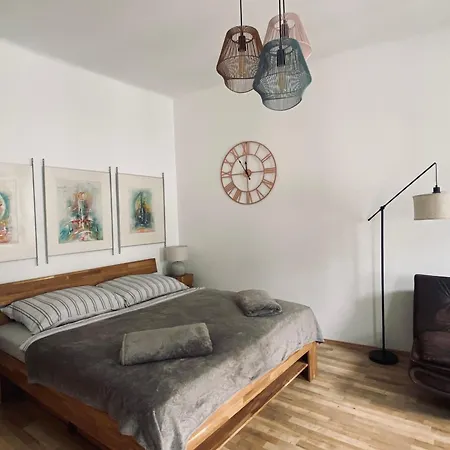 Atelier Lomani Apartment Vienna