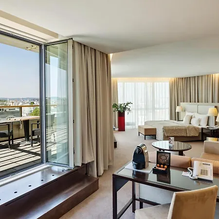 Hotel Austria Trend Savoyen 4*