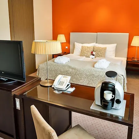 Austria Trend Savoyen Hotel 4*