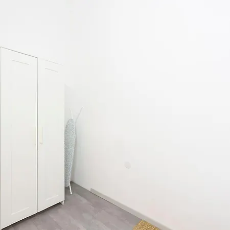 Apartment Lights - Meidling *