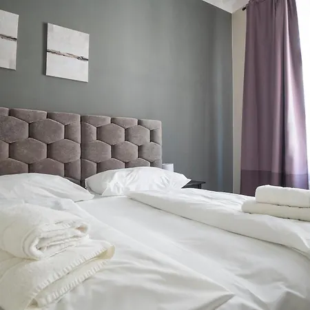 Brand New Luxury 2 Bedroom Near Augarten Appartamento *