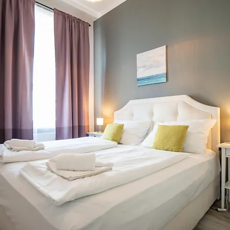Beautiful New Near Center Apartment Vienna