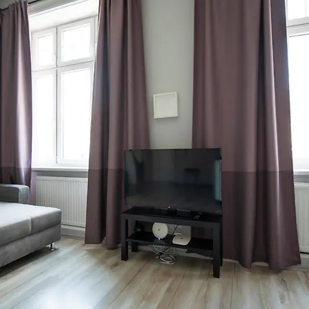 Brand New Renovated Near Augarten Apartment Vienna