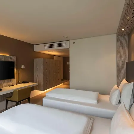 Hotel Doubletree By Hilton Schonbrunn 4*