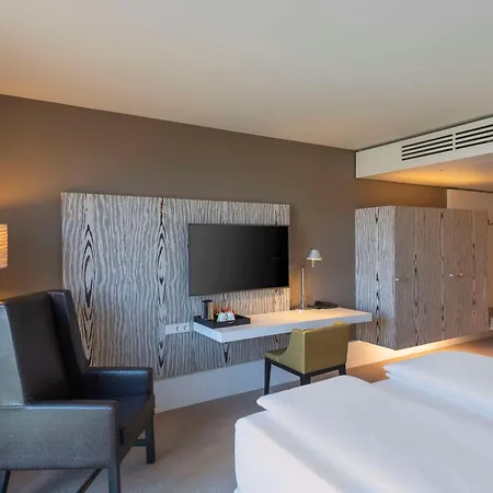Hotel Doubletree By Hilton Schonbrunn Viena