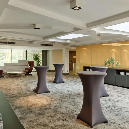Doubletree By Hilton Schonbrunn Hotel 4*