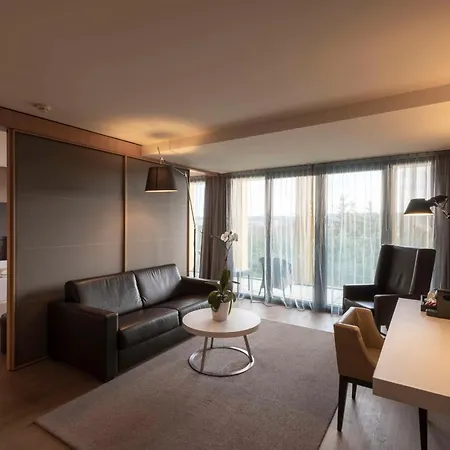 Doubletree By Hilton Schonbrunn Hotel