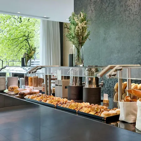 Hotel Doubletree By Hilton Schonbrunn Viena