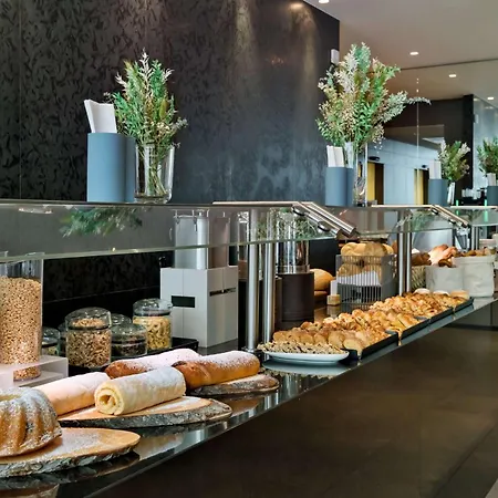 Doubletree By Hilton Schonbrunn 4* Viena