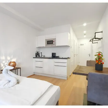 Easy Flat Hyrtlgasse Vienna