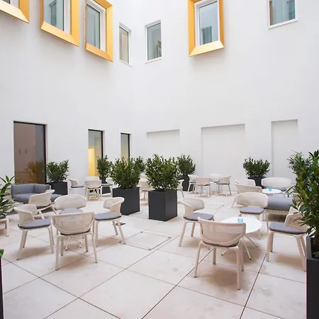 Hotel One Wien-staatsoper 3*