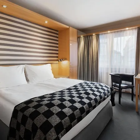 By Ihg Hotel