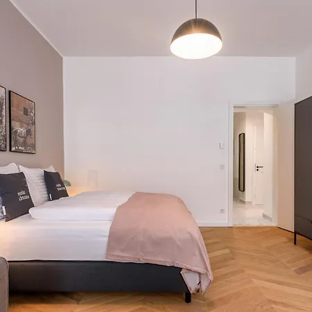 Limehome Karajangasse Vienna
