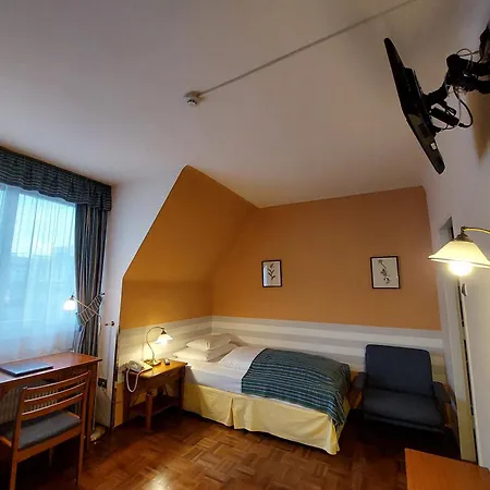 Rothensteiner 4* Vienne